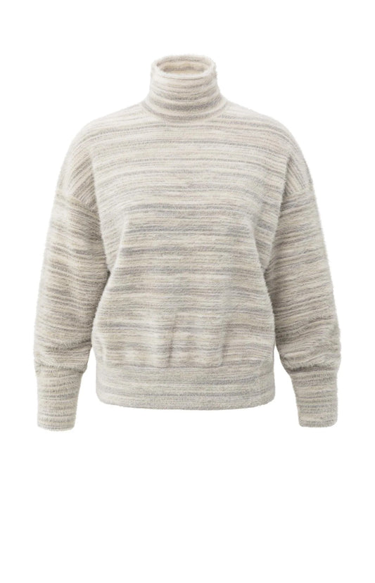 Pull molletonné col roulé avec un effet chiné à rayures