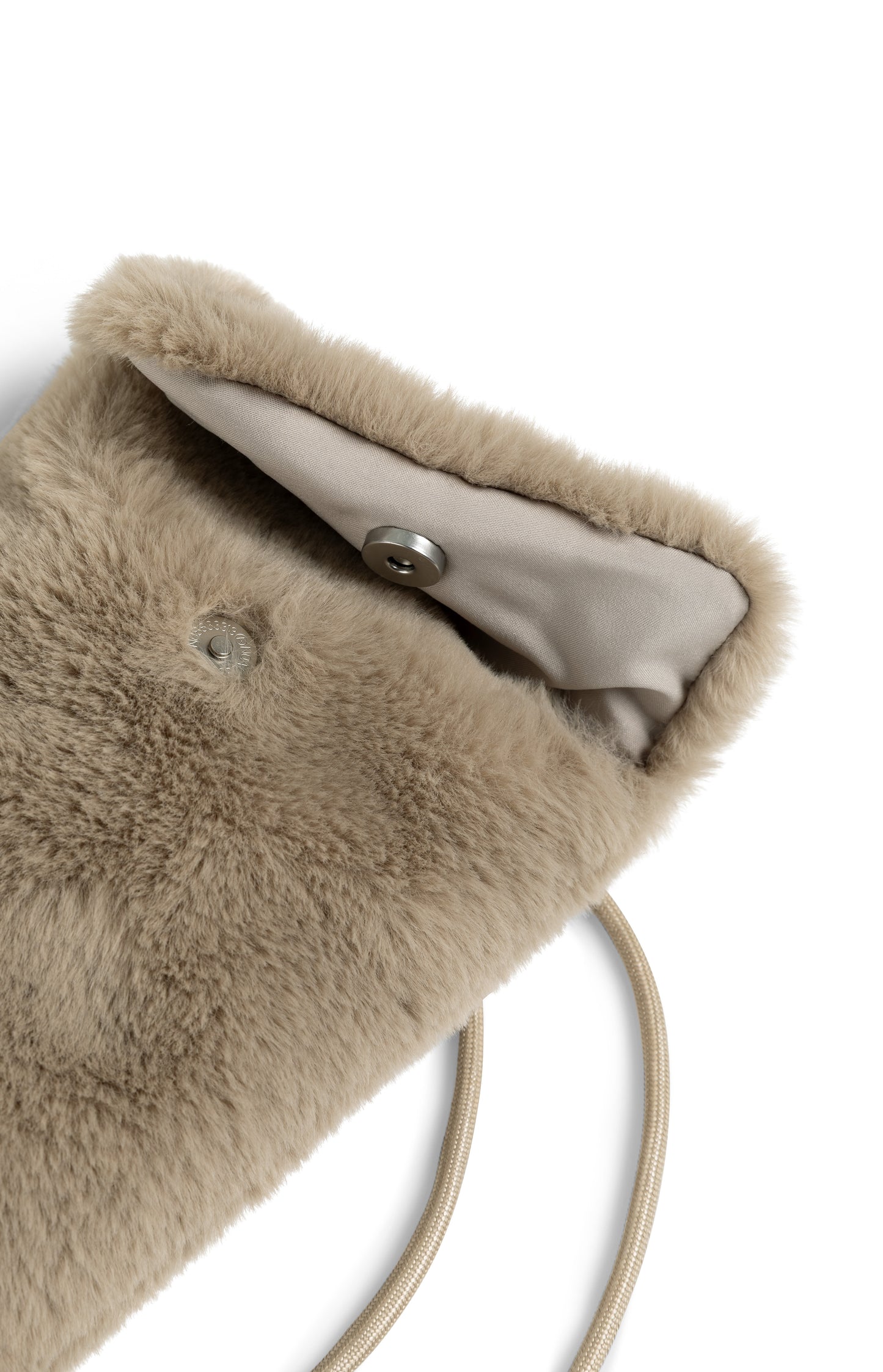 Pochette pour téléphone en fausse fourrure avec cordon