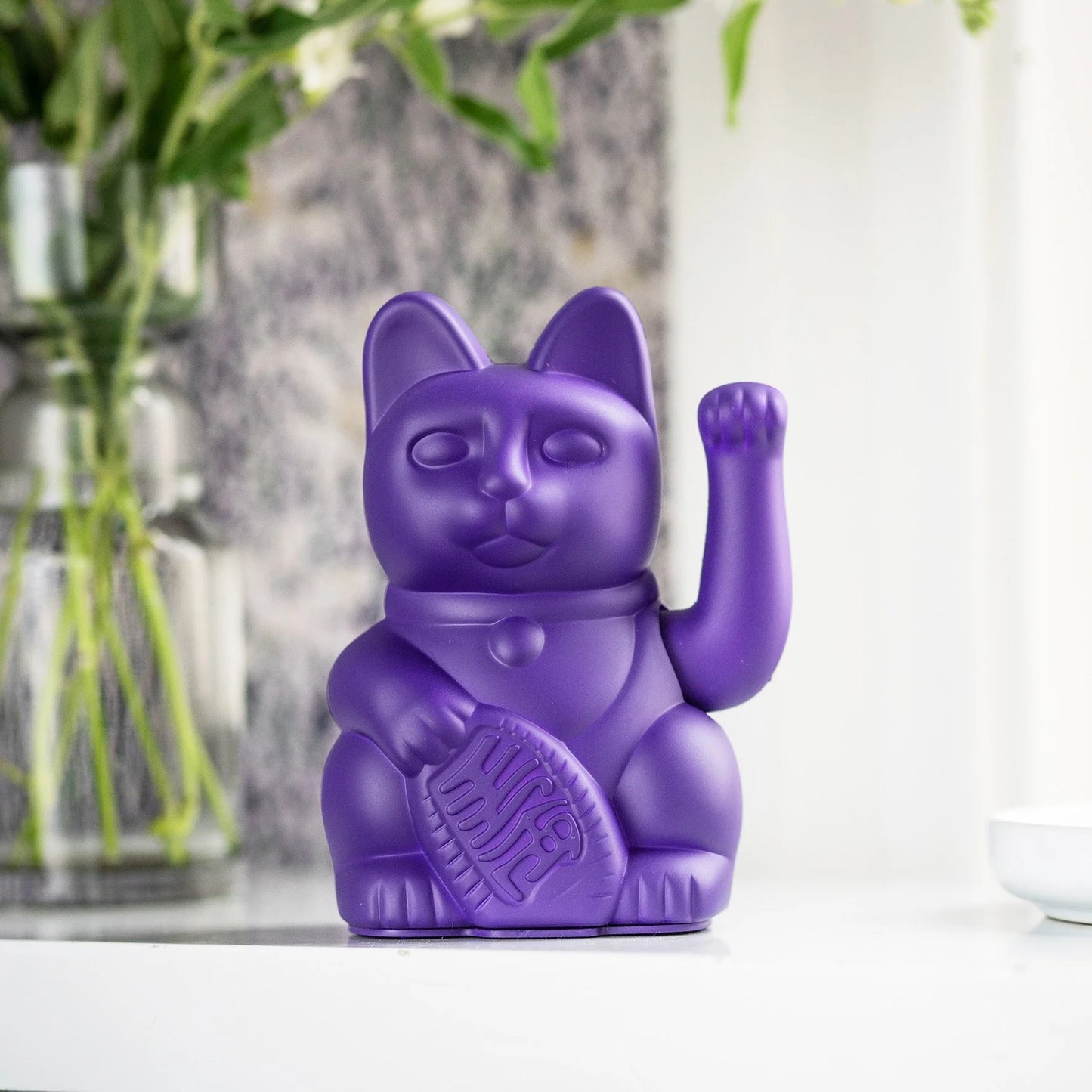 Lucky cat violet SELF CONFIDENCE