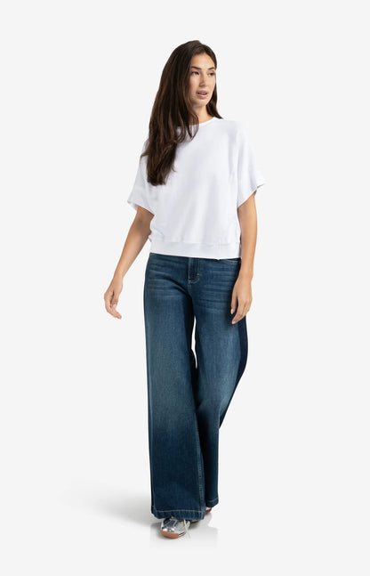 Jean taille haute avec empiècement, coupe large